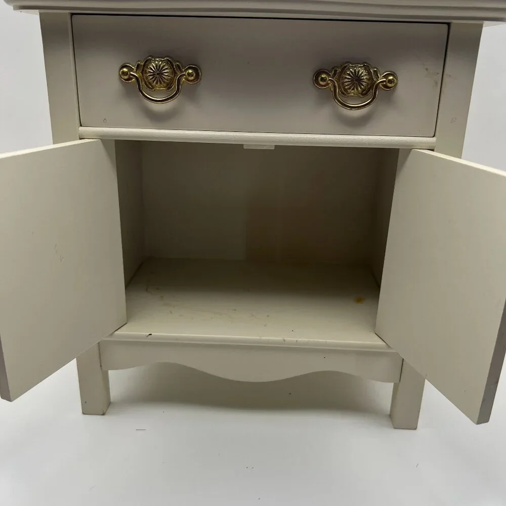 Pleasant Company American Girl Samantha Bedside Commode Nightstand Dresser Table - Picture 2 of 12